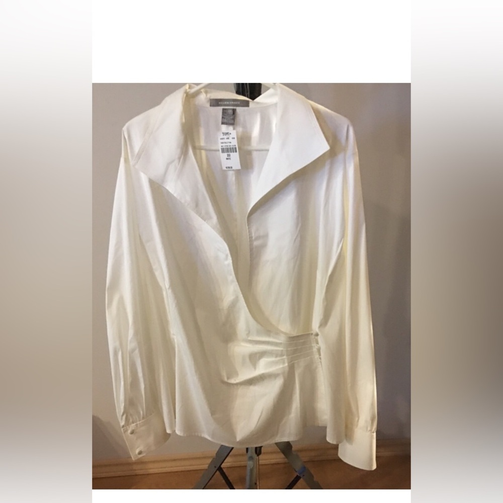 Sz 22 Beautiful Soft White Wrap Blouse